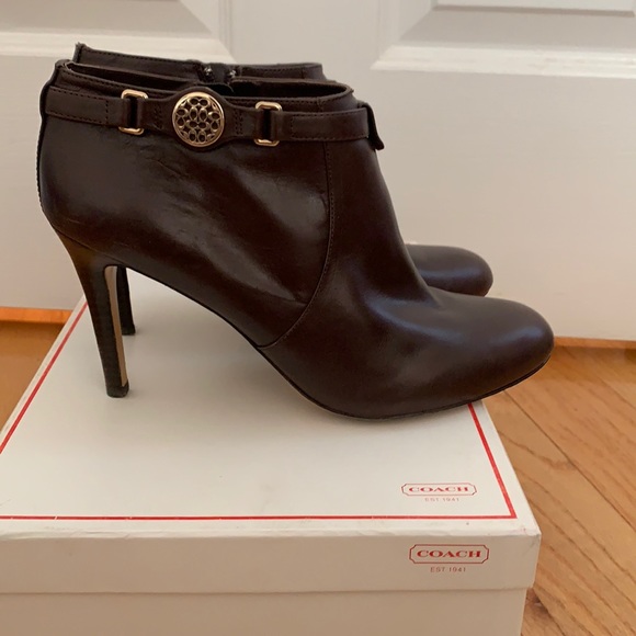 Coach Shoe Boot  size 9.5 Brown - Picture 1 of 5